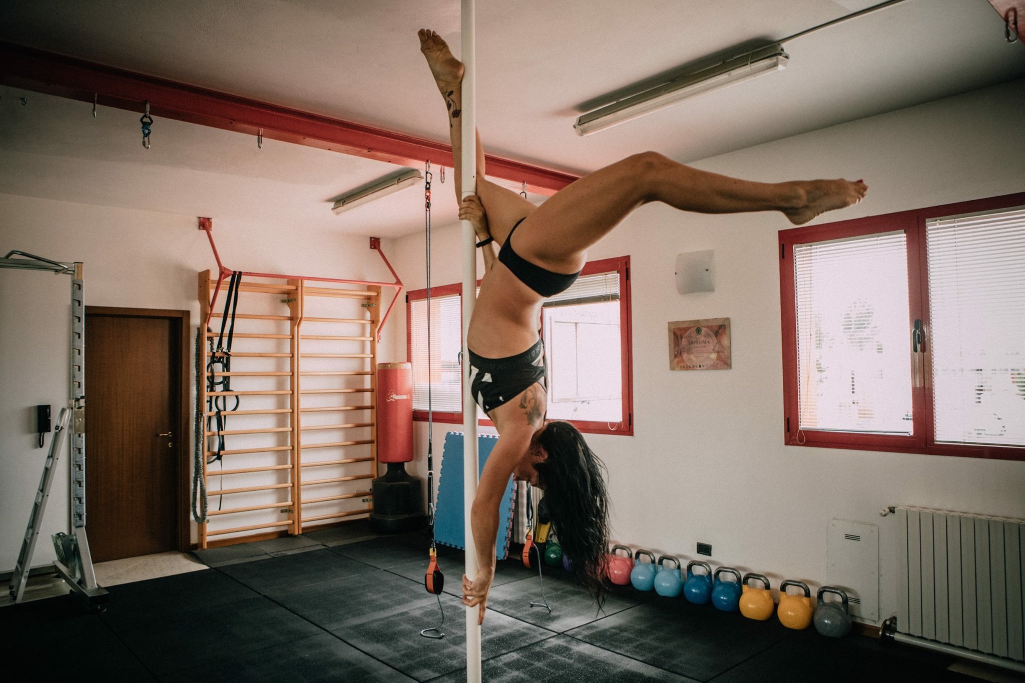 Ferrara Pole Dance - Scuola di Pole Dance e arti aeree